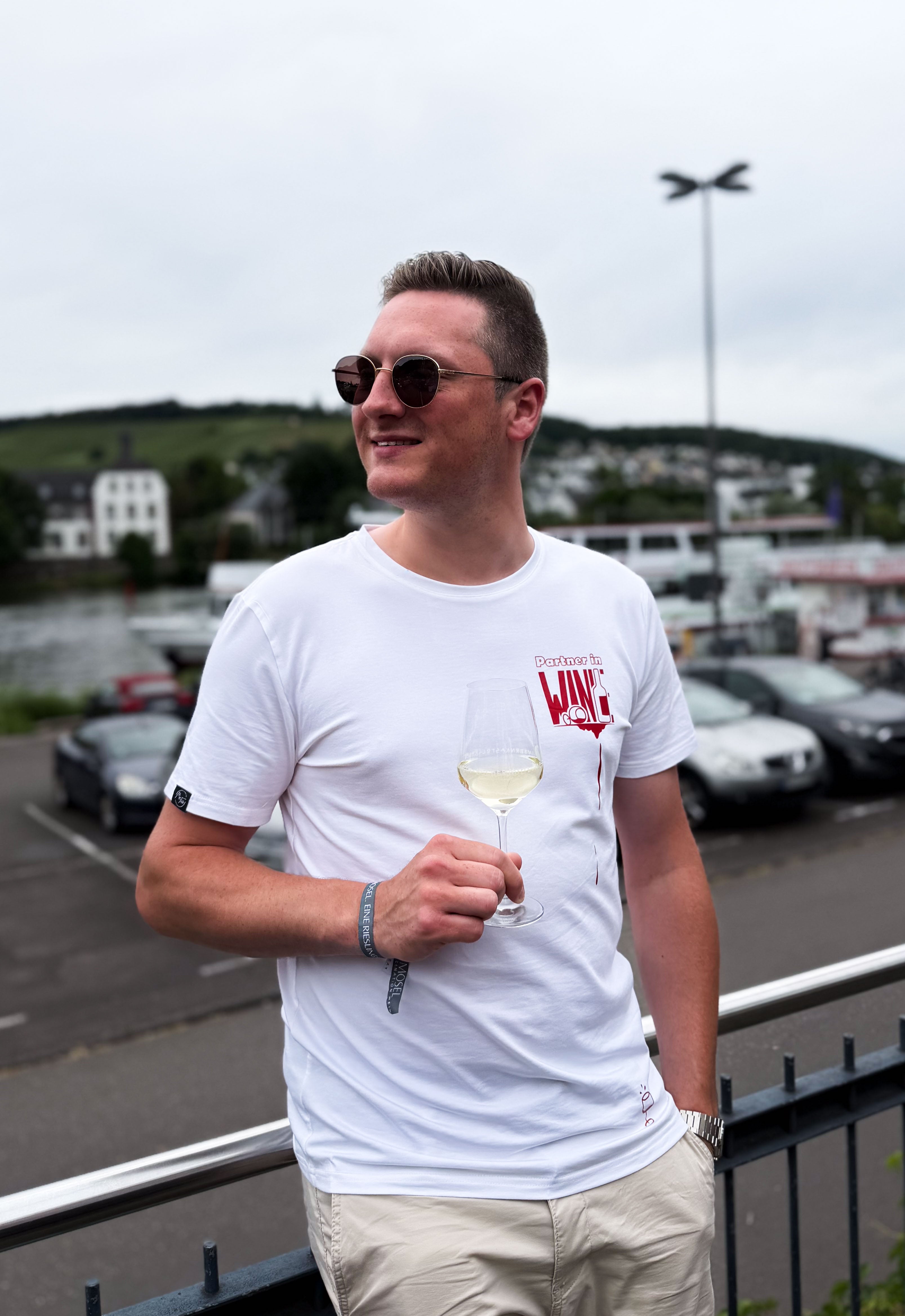 Bamboo T-Shirt  - Partner in Wine